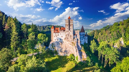 Guided tour of Dracula’s Castle, Peles Castle and Brasov from Bucharest